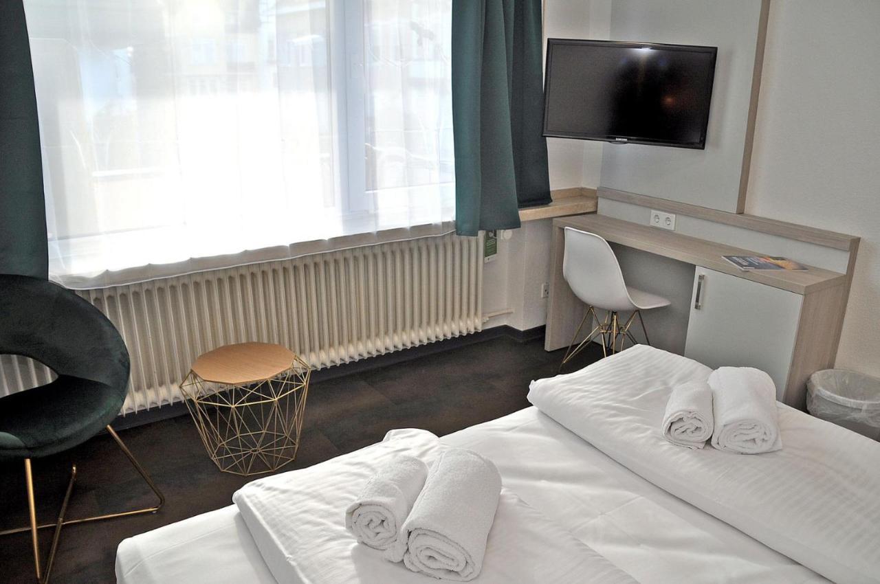 Hotel Am Martinsberg Андернах Екстер'єр фото